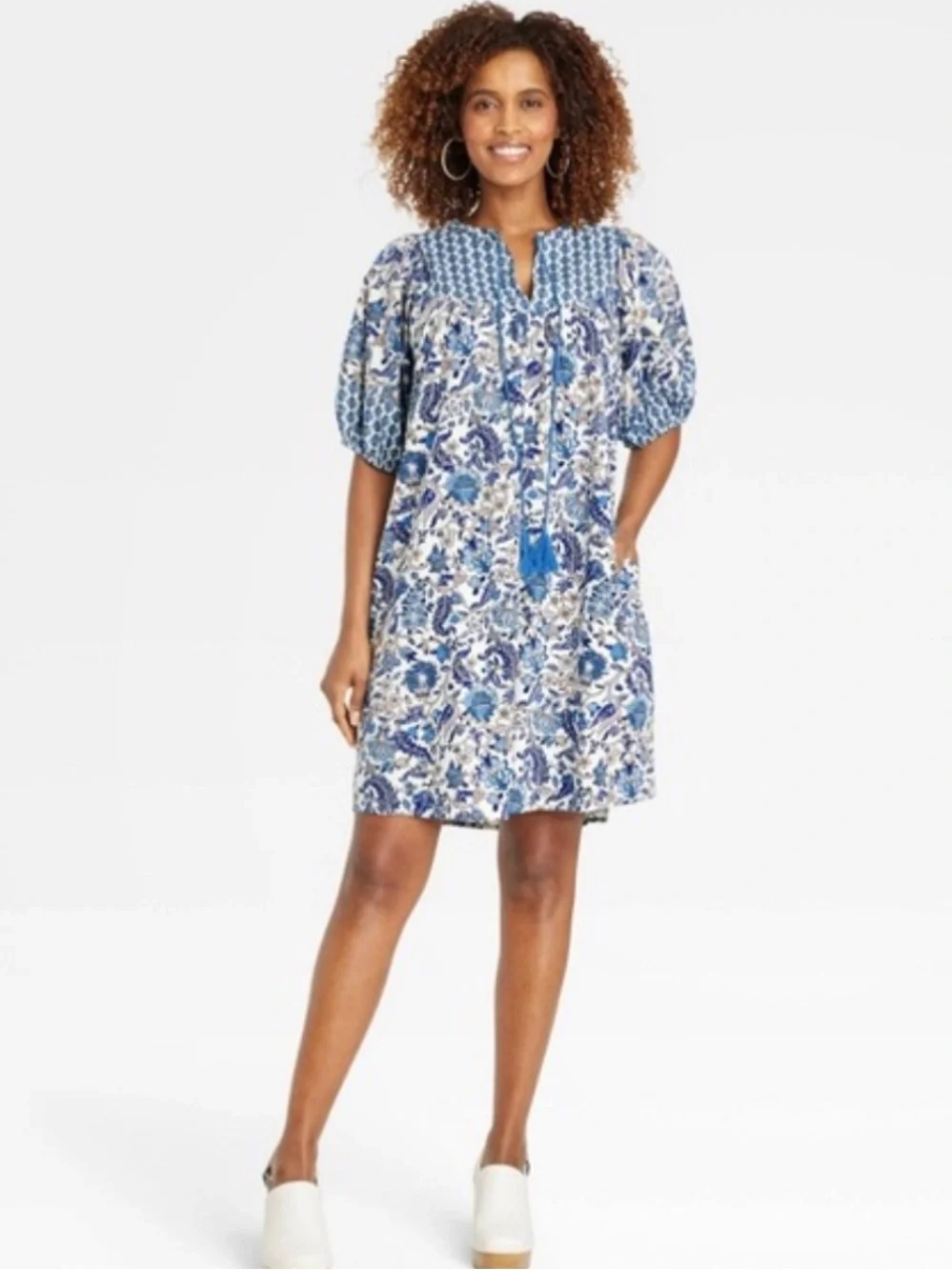 Knox Rose Blue & White Floral Paisley Flowy Boho Puff Sleeve Mini Dress - Picture 2 of 12